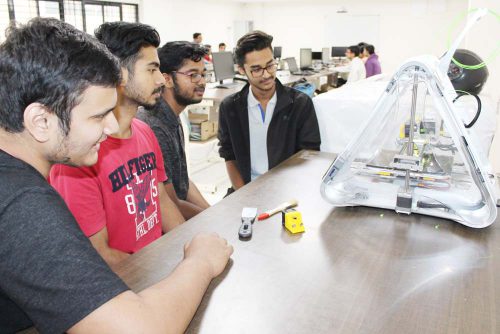 symbiosis-indore-3d-printing-lab-500x334